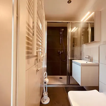 Regenbogen Camping *